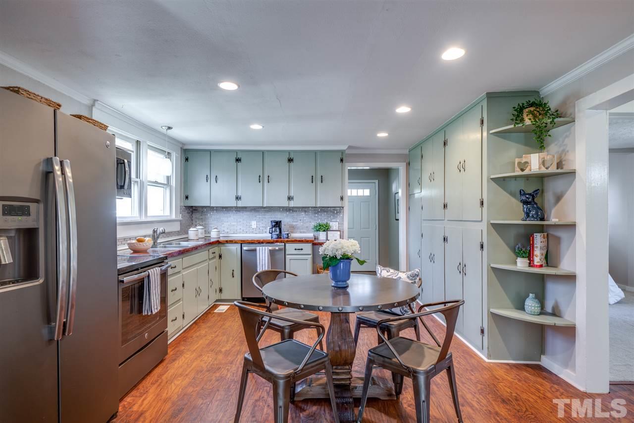 412 Ranch Farm Road Raleigh, NC 27603 - Photo 7 of 30