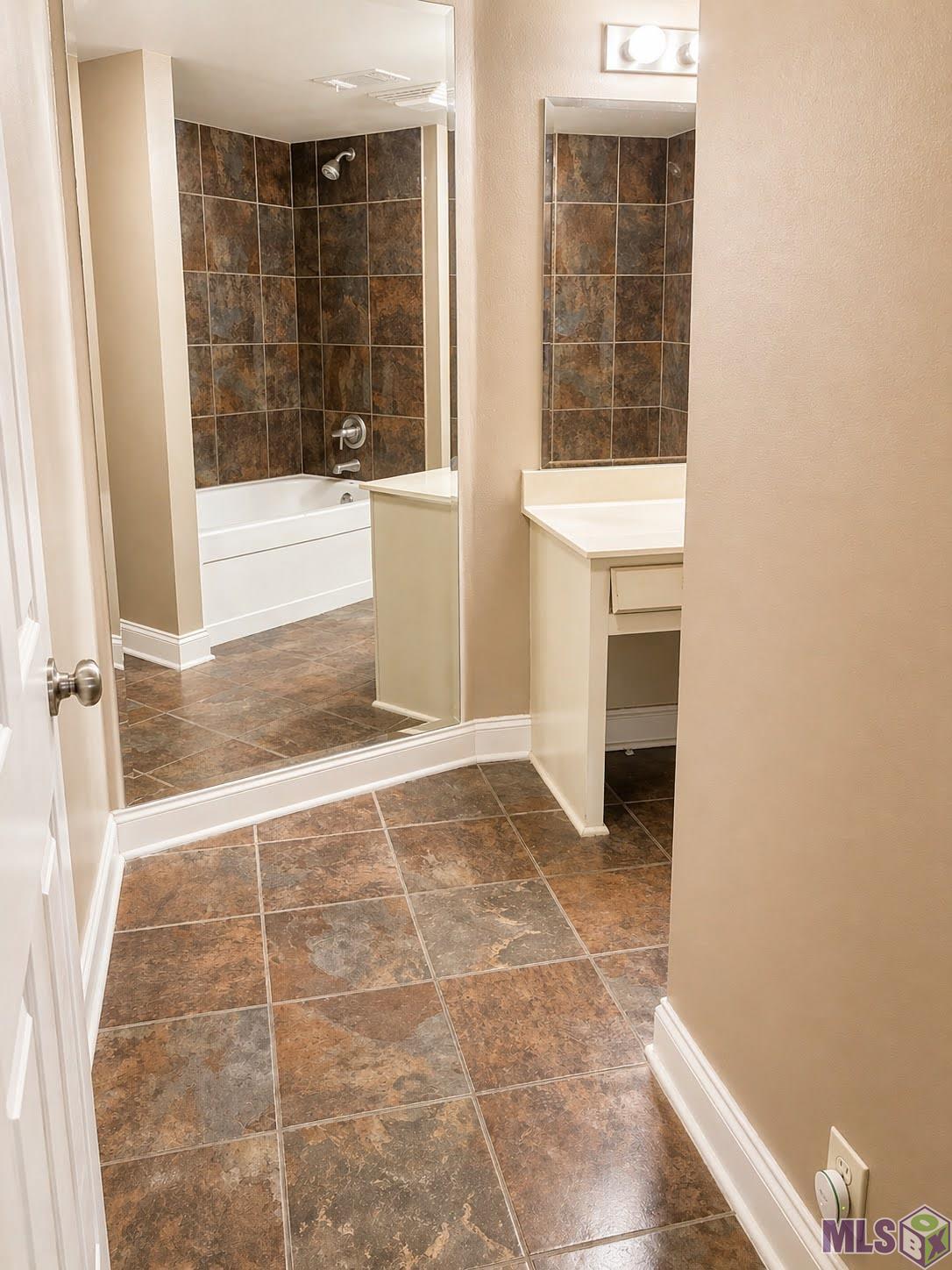 2045 North 3rd Street, Unit 221 Baton Rouge, LA 70802 - Photo 10 of 22