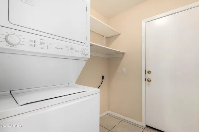 a close up view of washer and dryer