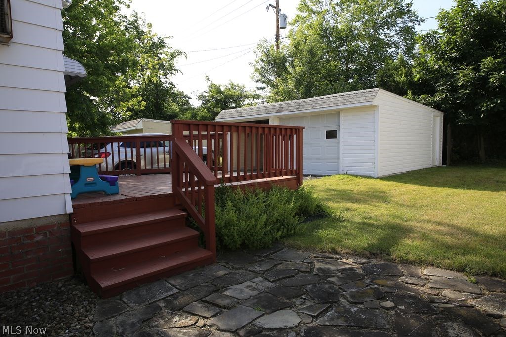 4198 Lambert Road Cleveland, OH 44121 - Photo 18 of 22