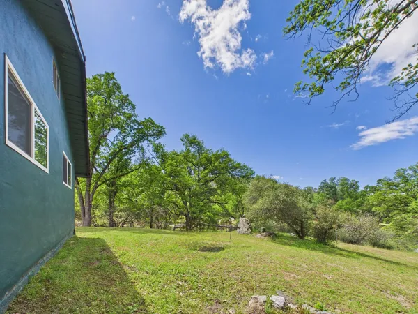 $424,000 | 37777 China Creek Road, Oakhurst, CA 93644