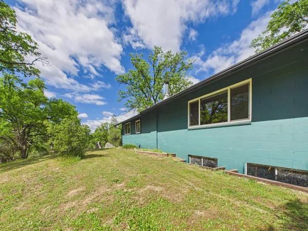$424,000 | 37777 China Creek Road, Oakhurst, CA 93644