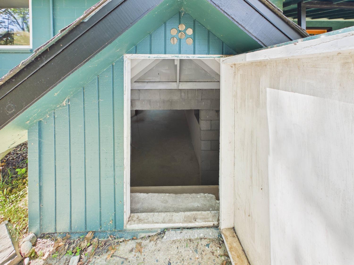 37777 China Creek Road Oakhurst, CA 93644 - Photo 62 of 64