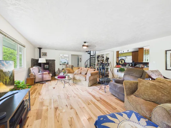 $424,000 | 37777 China Creek Road, Oakhurst, CA 93644
