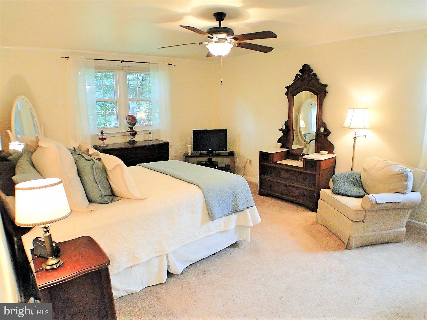 224 Glen Riddle Road Media, PA 19063 - Photo 14 of 37 Main bedroom