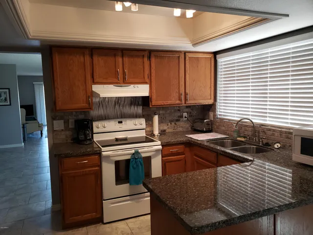 $3,750 | 729 South Arrowwood Way, Mesa, AZ 85208