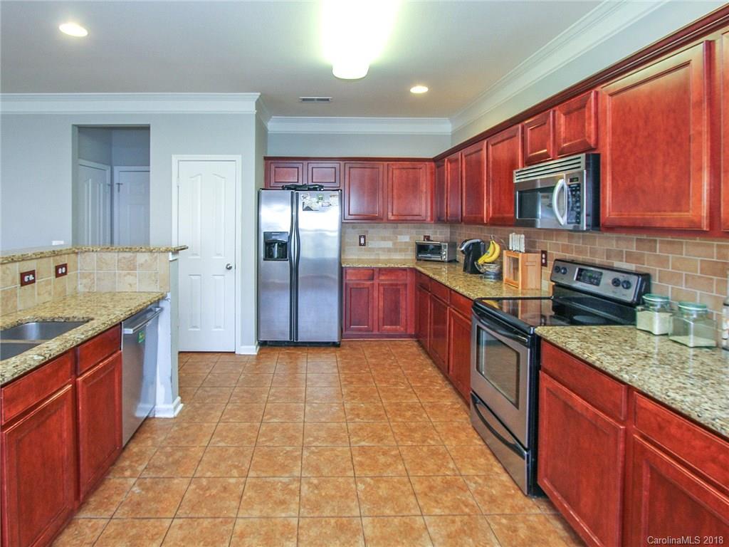 16335 Hayfield Road Charlotte, NC 28213 - Photo 7 of 26