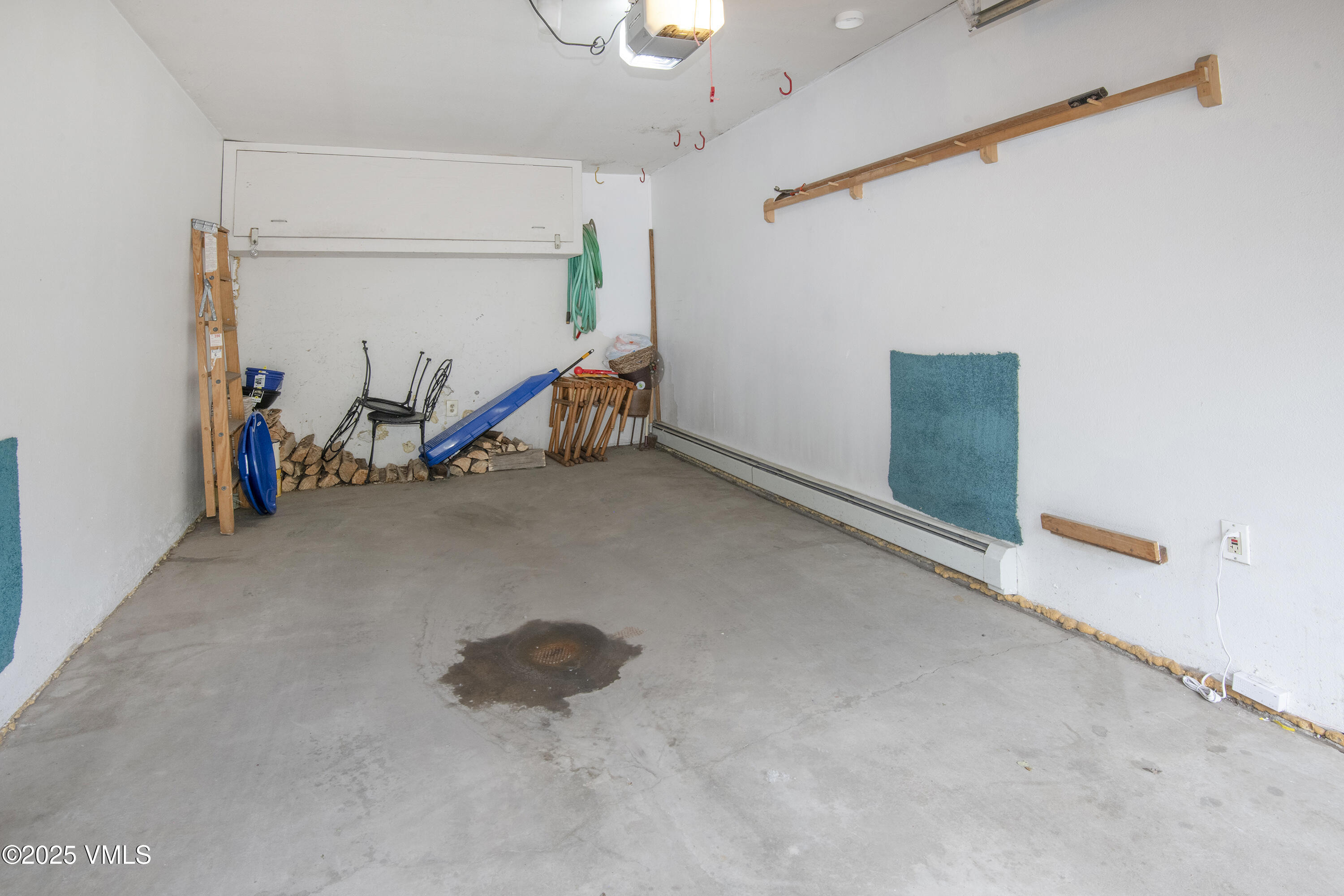 1360 Westhaven Drive, Unit 5A Vail, CO 81657 - Photo 39 of 60 a view of a room with gym equipment
