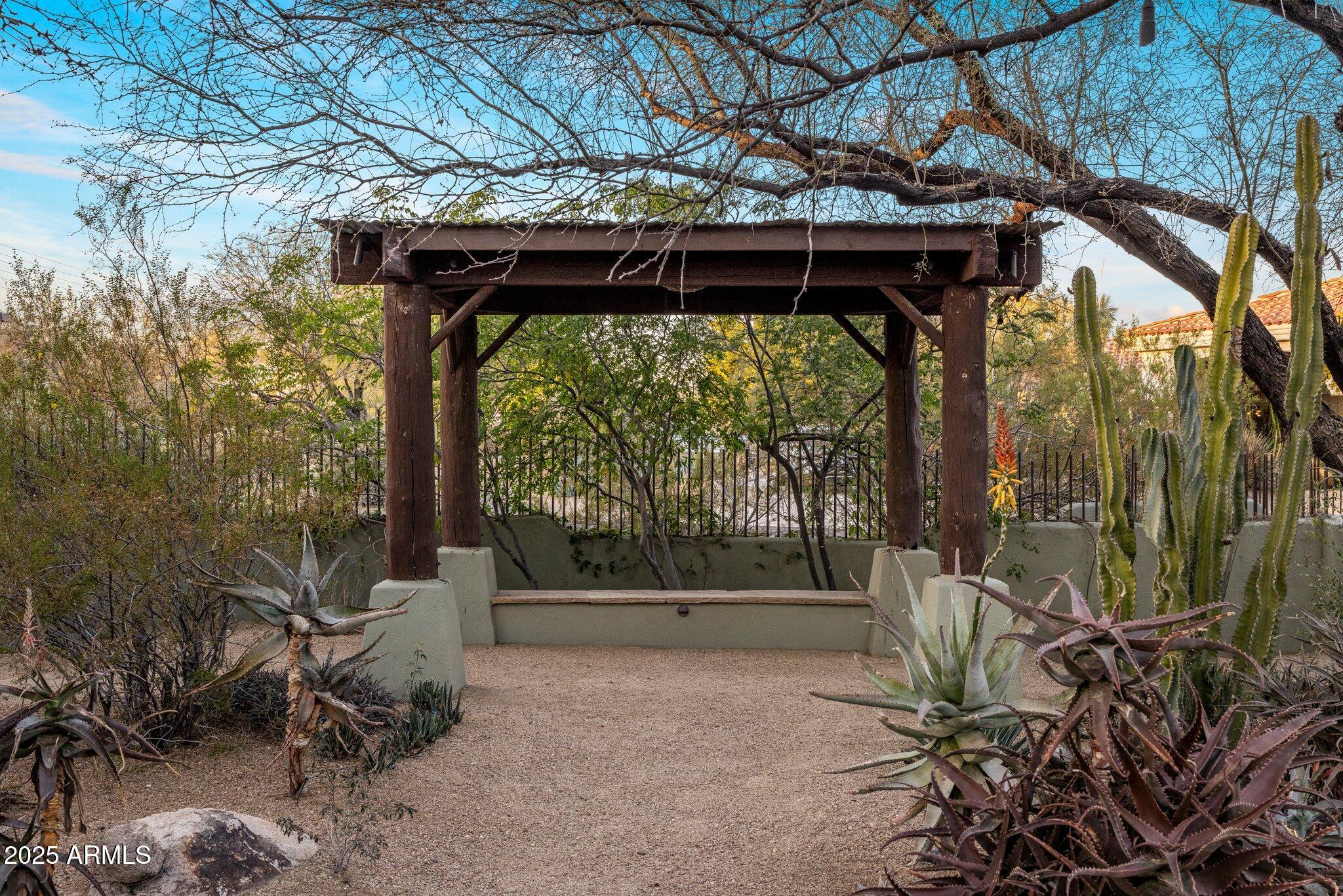 25002 North Quail Haven Drive Rio Verde, AZ 85263 - Photo 53 of 71 East Garden