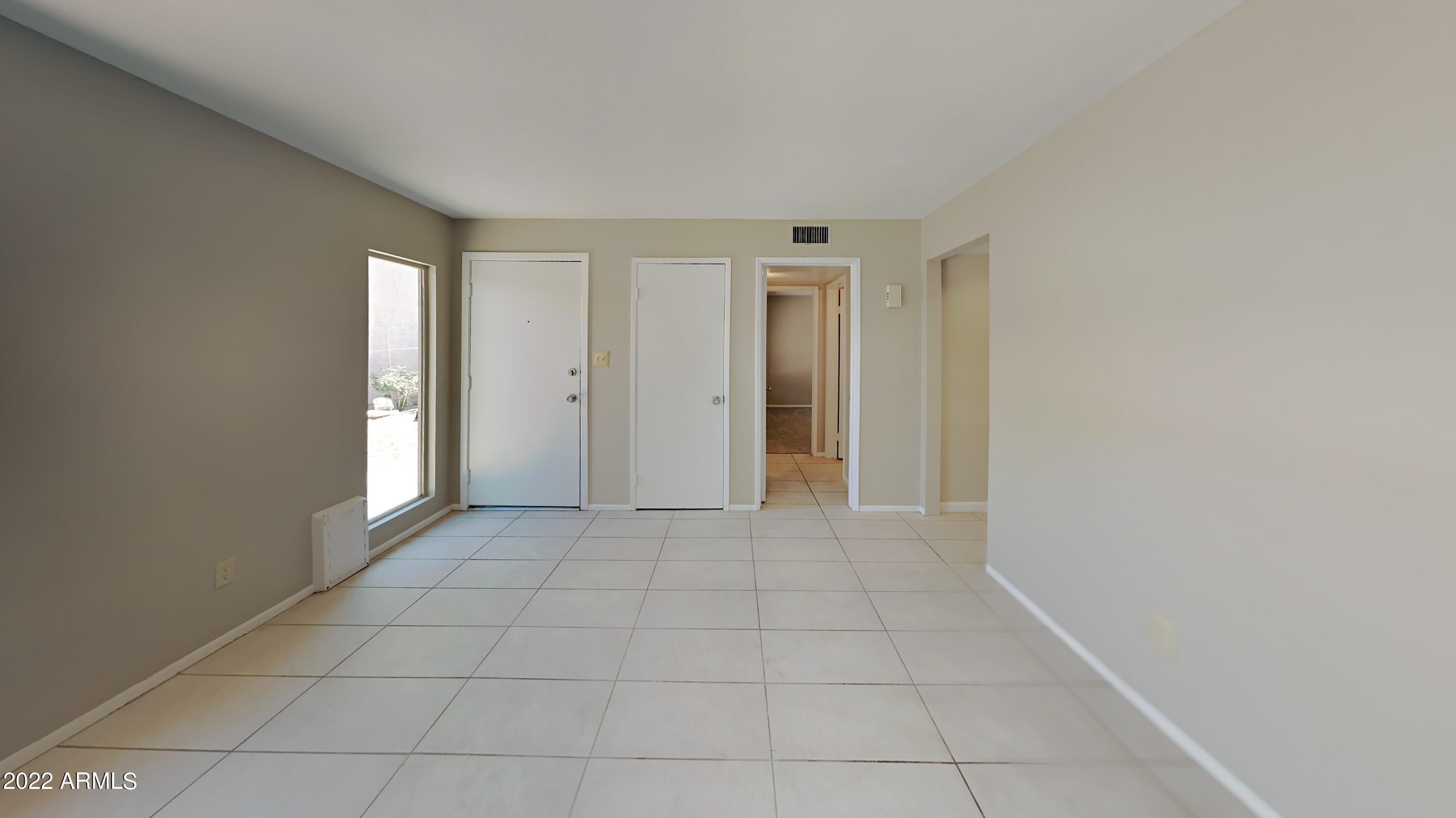 11404 South Ki Road Phoenix, AZ 85044 - Photo 3 of 13 2_Image_IYvVI1zKQ8