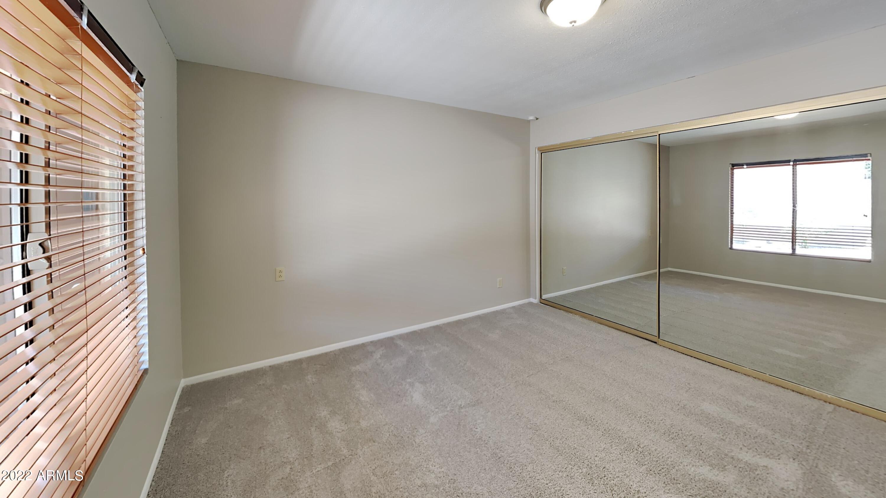 11404 South Ki Road Phoenix, AZ 85044 - Photo 7 of 13 6_Image_Lmhk2FtJdj