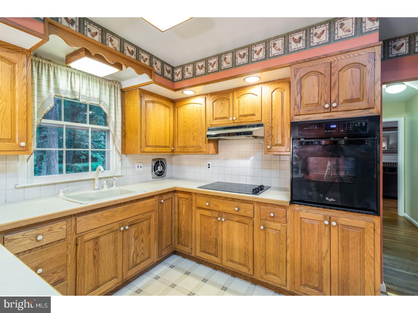 1705 Terwood Road Huntingdon Valley, PA 19006 - Photo 7 of 24 Kitchen