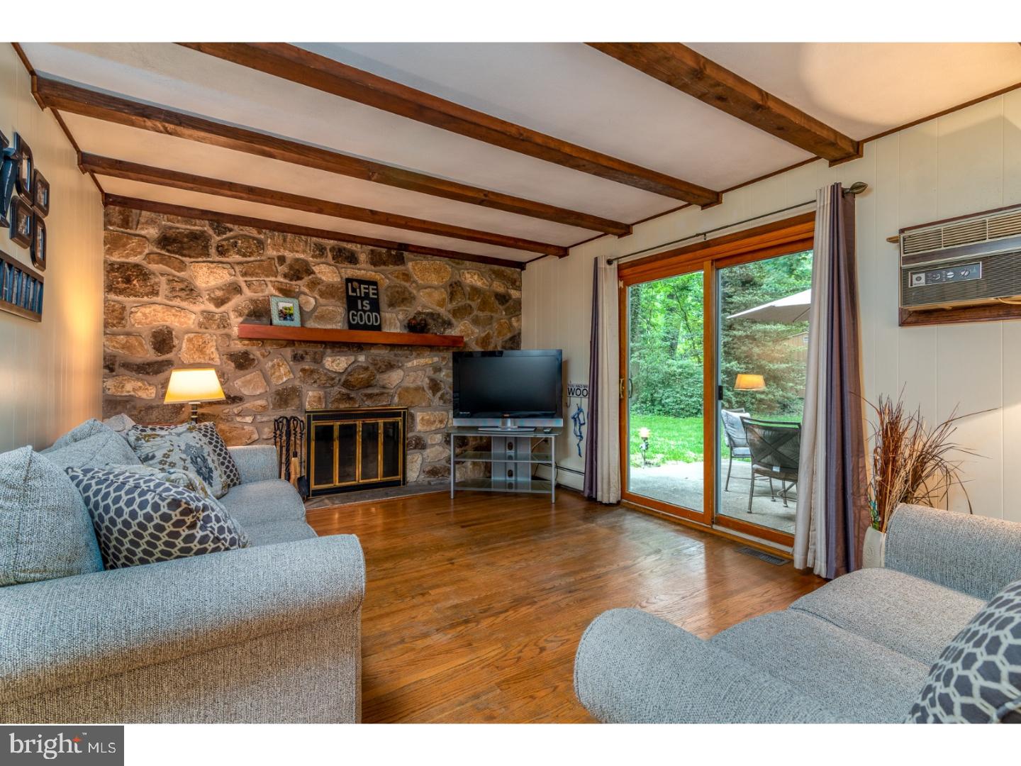 1705 Terwood Road Huntingdon Valley, PA 19006 - Photo 10 of 24 Family Room