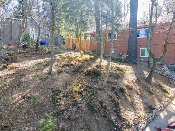 $345,000 | 22945 Redwood Way, Crestline, CA 92325