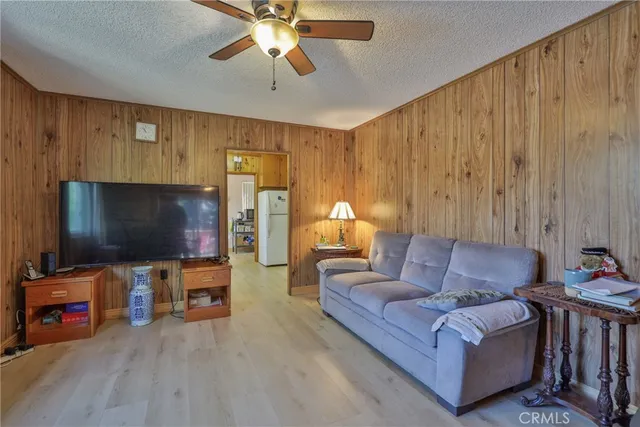 $345,000 | 22945 Redwood Way, Crestline, CA 92325