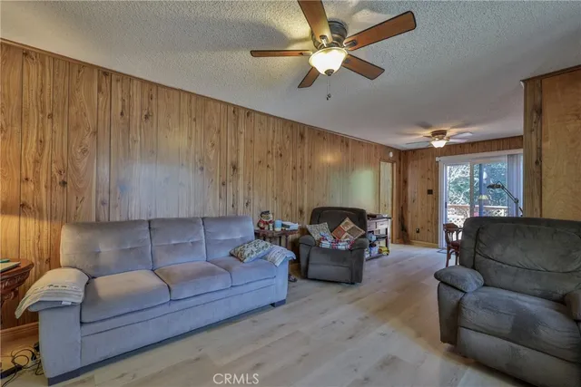$345,000 | 22945 Redwood Way, Crestline, CA 92325