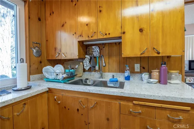 $345,000 | 22945 Redwood Way, Crestline, CA 92325