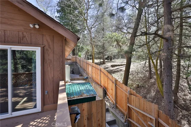 $345,000 | 22945 Redwood Way, Crestline, CA 92325