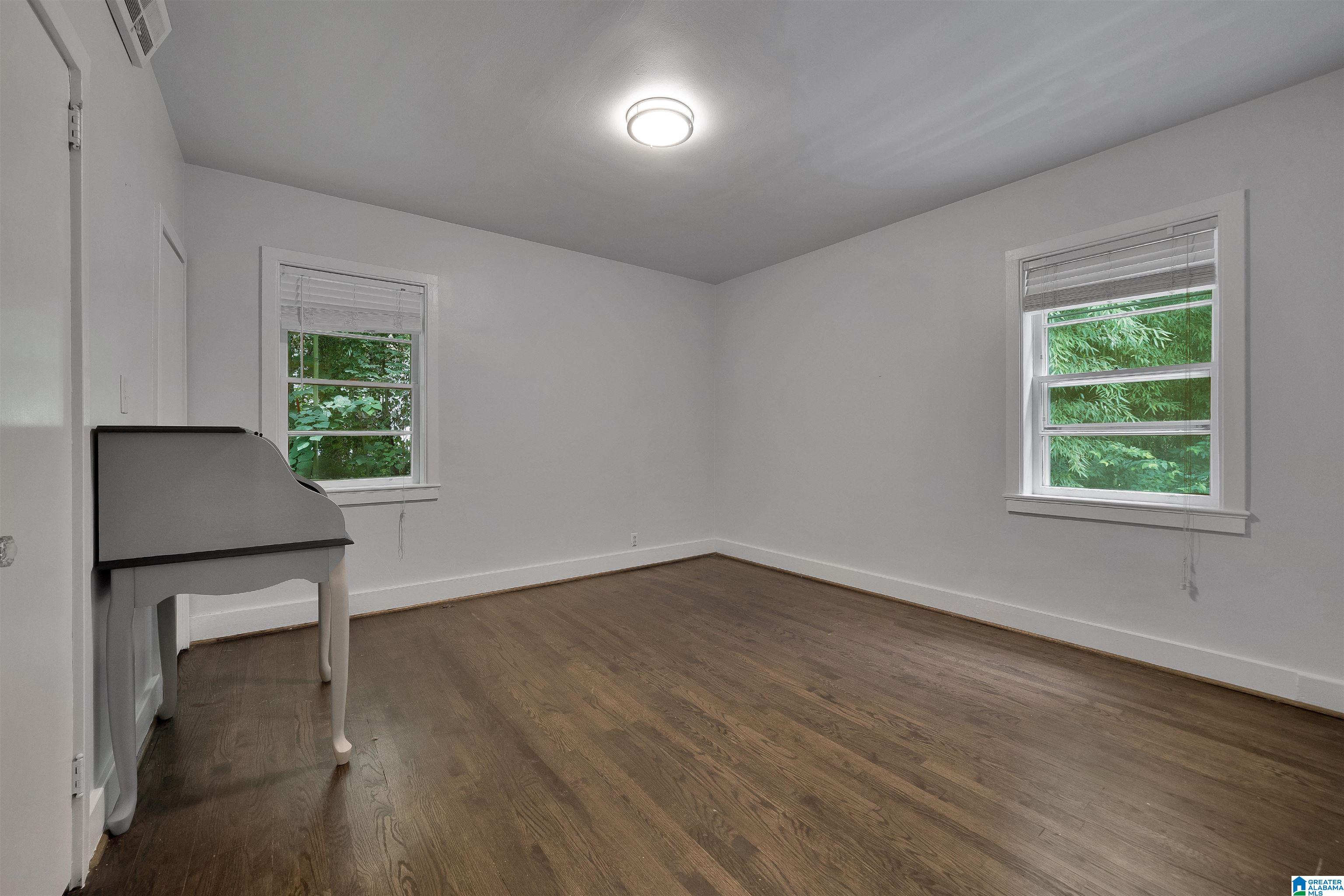 1717 Shades Crest Road Birmingham, AL 35216 - Photo 19 of 33