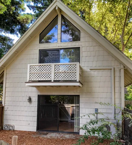 $3,400 | 2534 West Middlefield Road, Mountain View, CA 94043