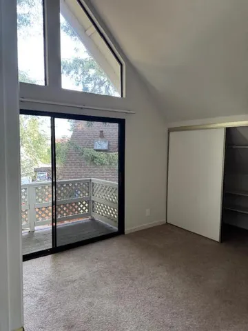 $3,400 | 2534 West Middlefield Road, Mountain View, CA 94043