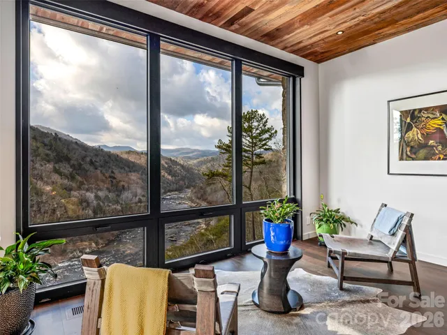 $5,800,000 | 112 Moon Shadow Lane, Marshall, NC 28753