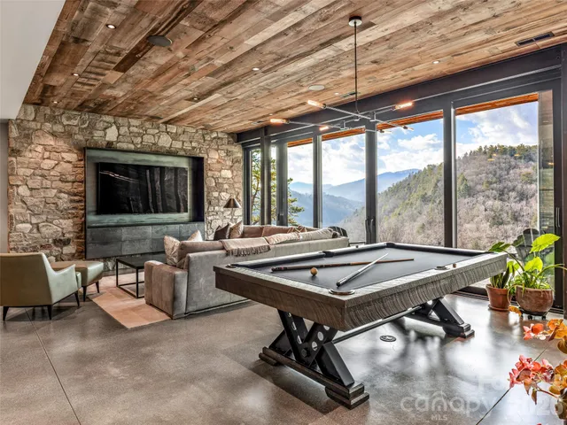 $5,800,000 | 112 Moon Shadow Lane, Marshall, NC 28753