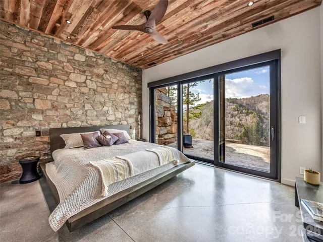 $5,800,000 | 112 Moon Shadow Lane, Marshall, NC 28753