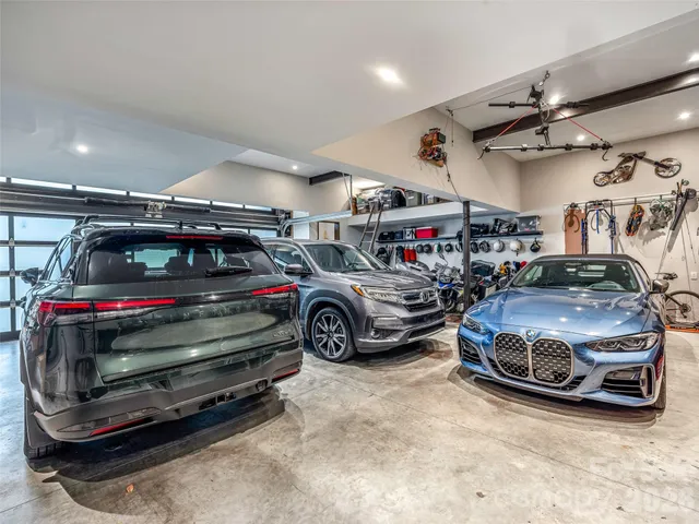 $5,800,000 | 112 Moon Shadow Lane, Marshall, NC 28753