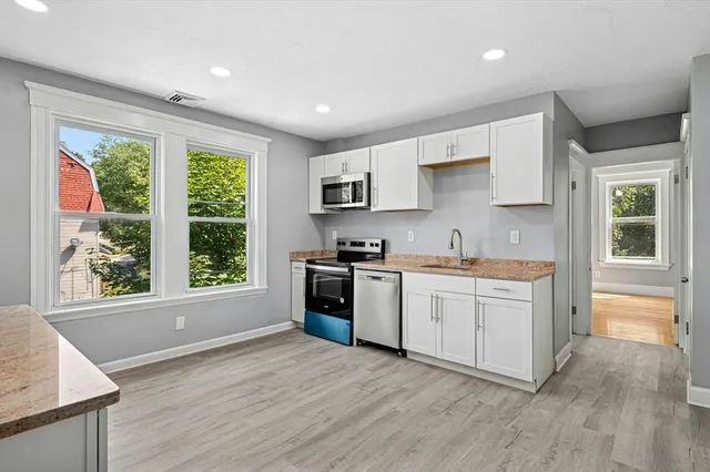 $1,149,999 | 139 Lincoln Street, Worcester, MA 01605