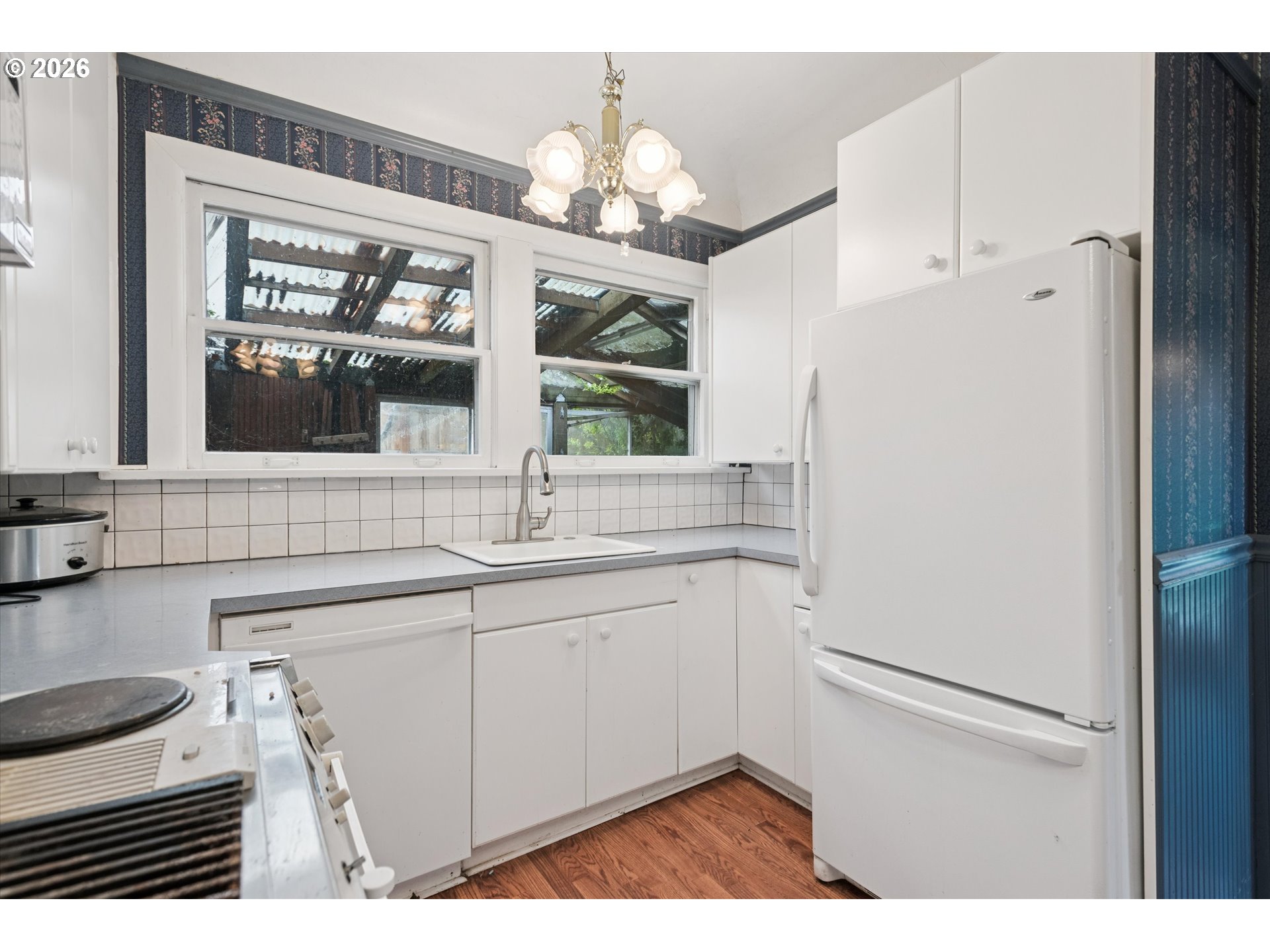 7812 Southwest Oak Street Portland, OR 97223 - Photo 13 of 46