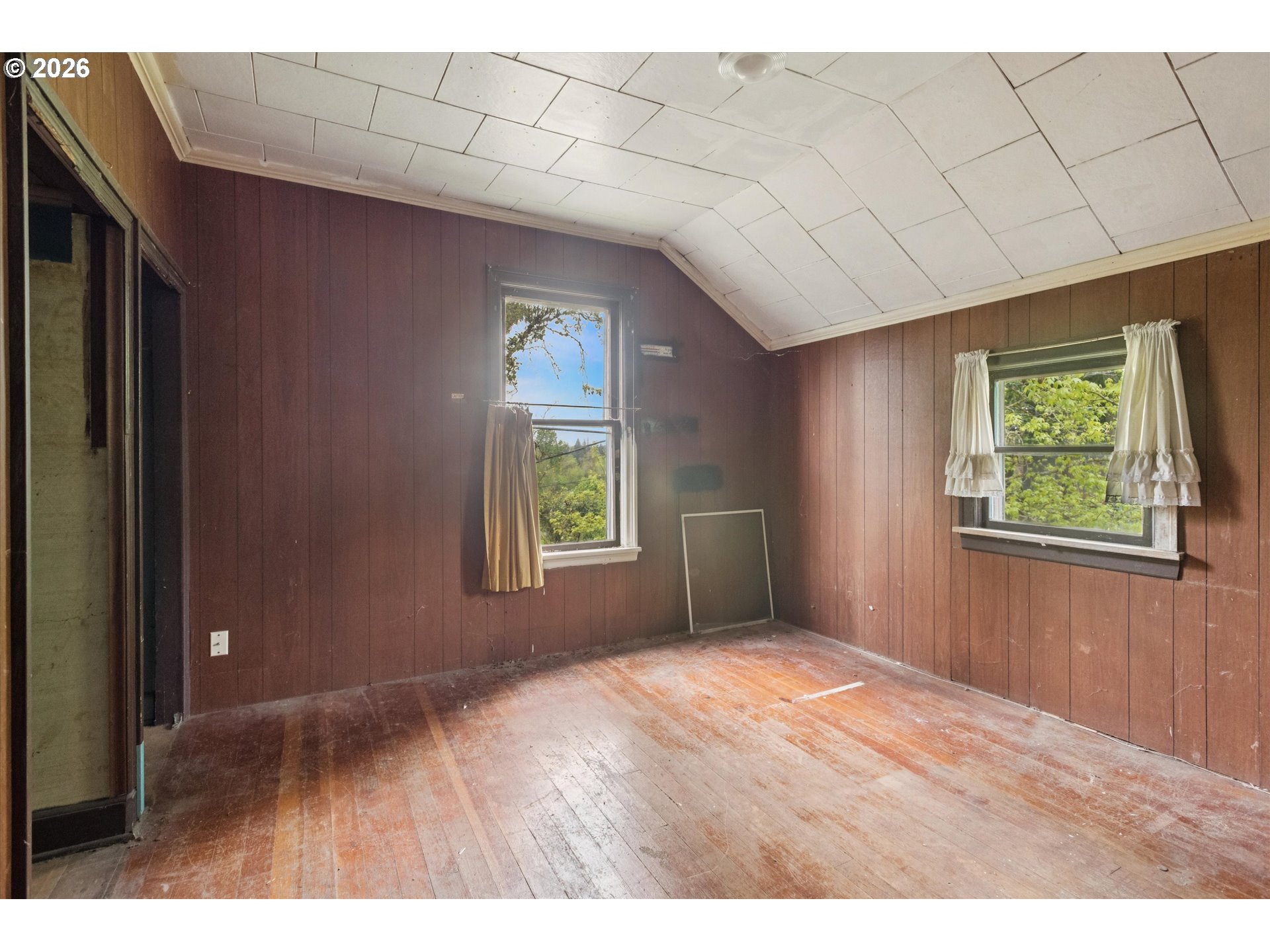 7812 Southwest Oak Street Portland, OR 97223 - Photo 31 of 46