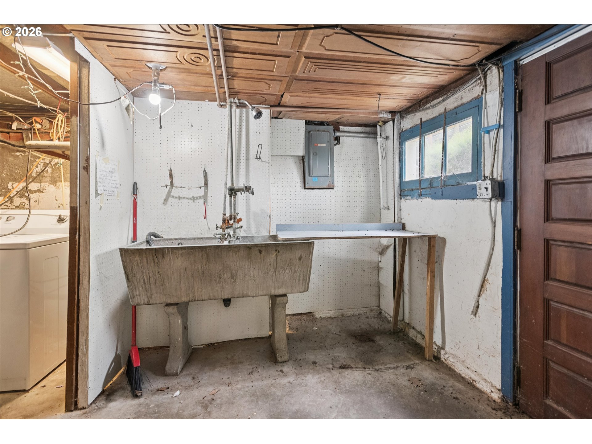 7812 Southwest Oak Street Portland, OR 97223 - Photo 36 of 46