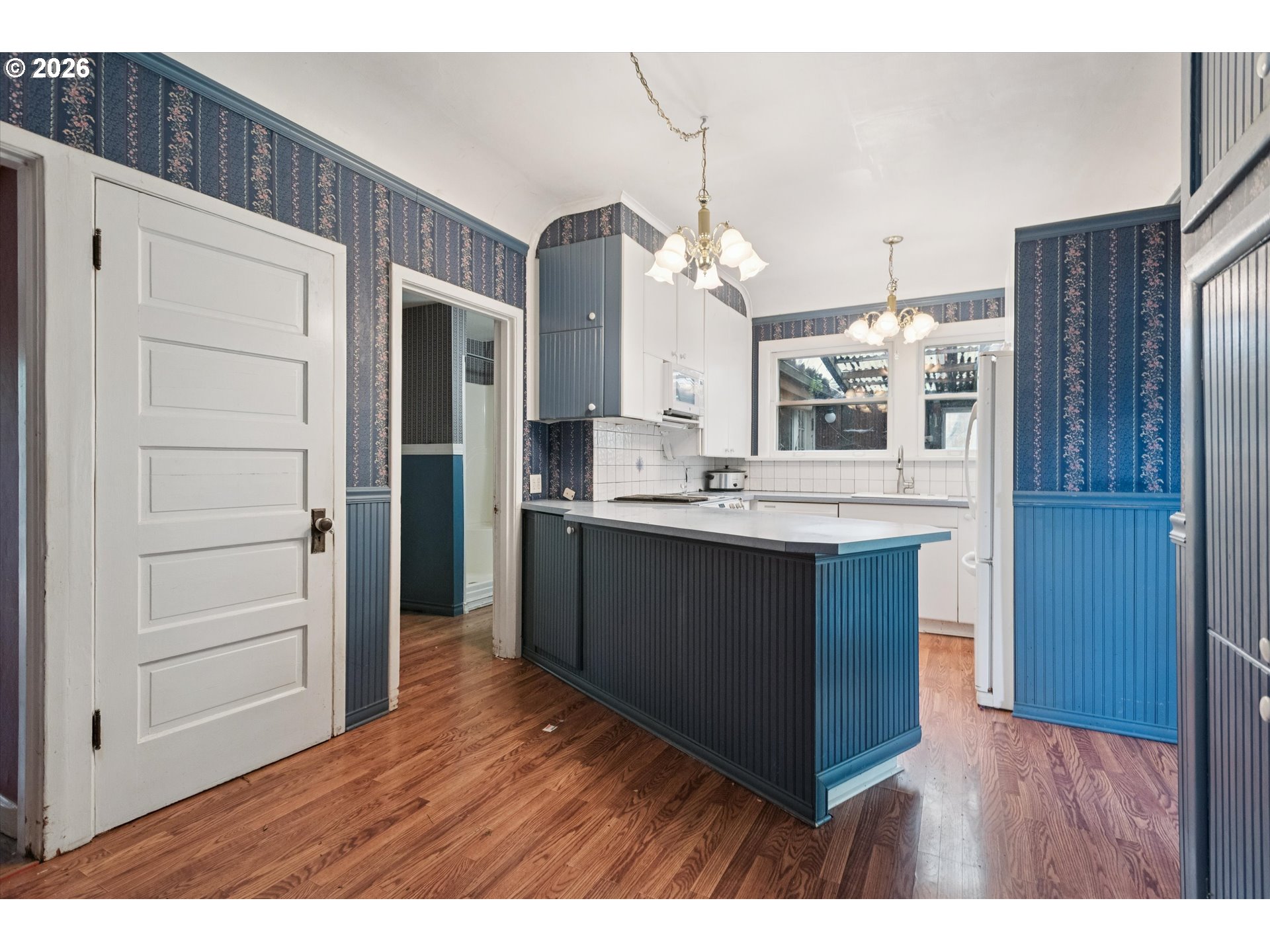7812 Southwest Oak Street Portland, OR 97223 - Photo 10 of 46