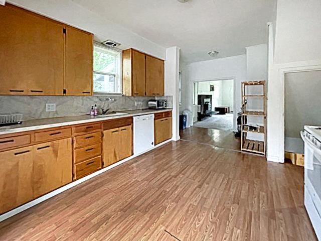 505 East Baldwin Avenue Spokane, WA 99207 - Photo 7 of 26