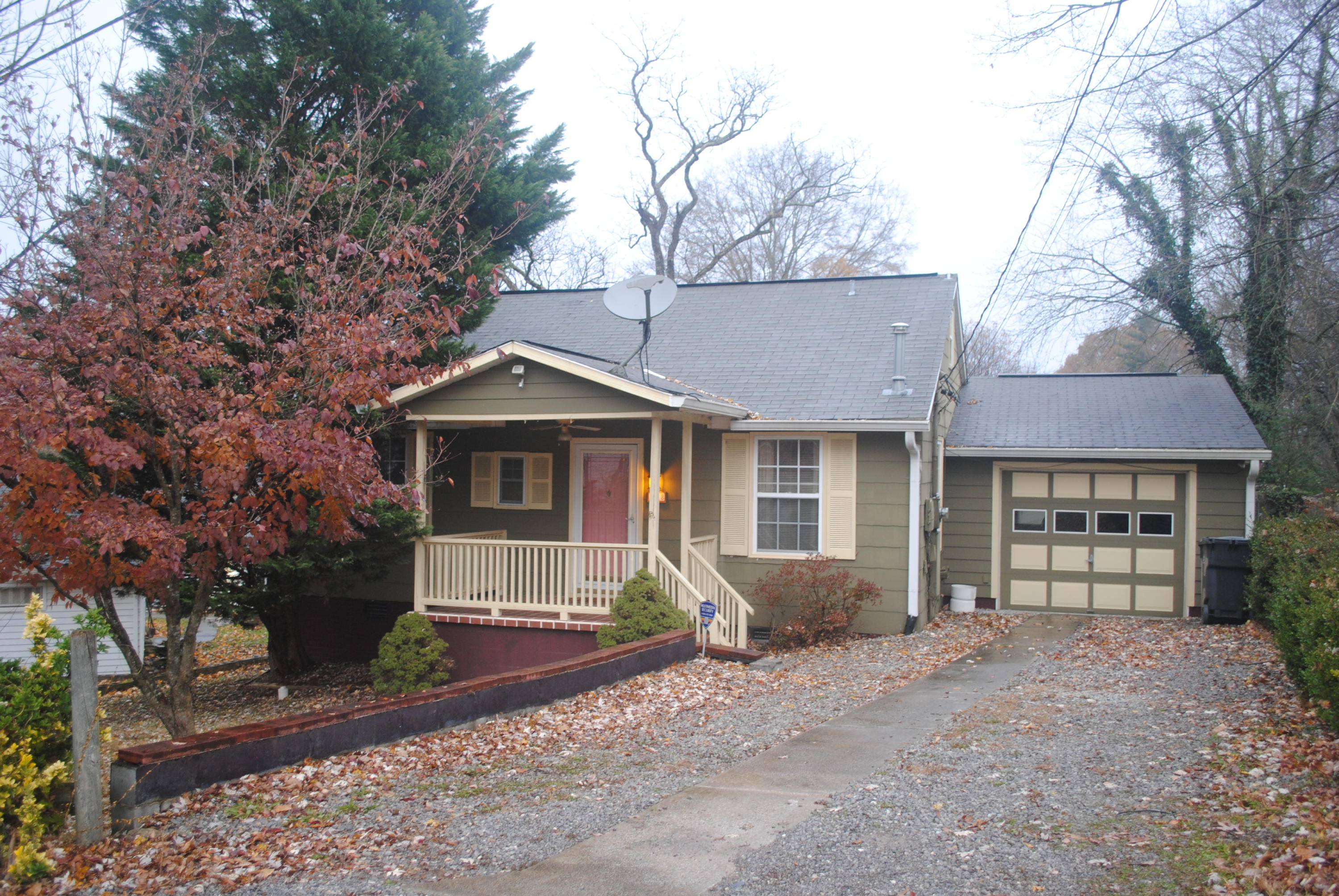4318 Hayes Road Knoxville, TN 37912 - Photo 1 of 20 Exterior Front
