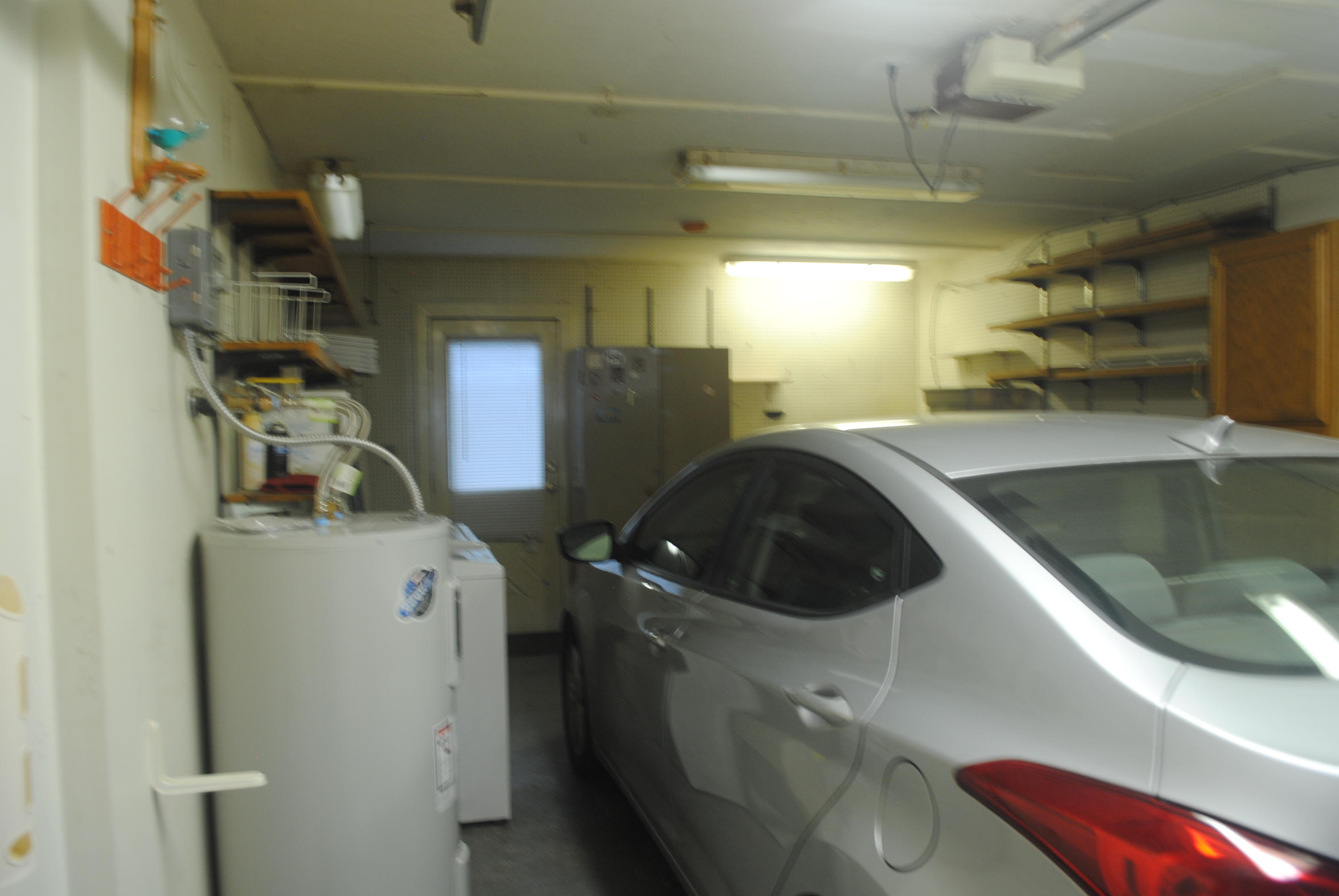 4318 Hayes Road Knoxville, TN 37912 - Photo 12 of 20 Garage