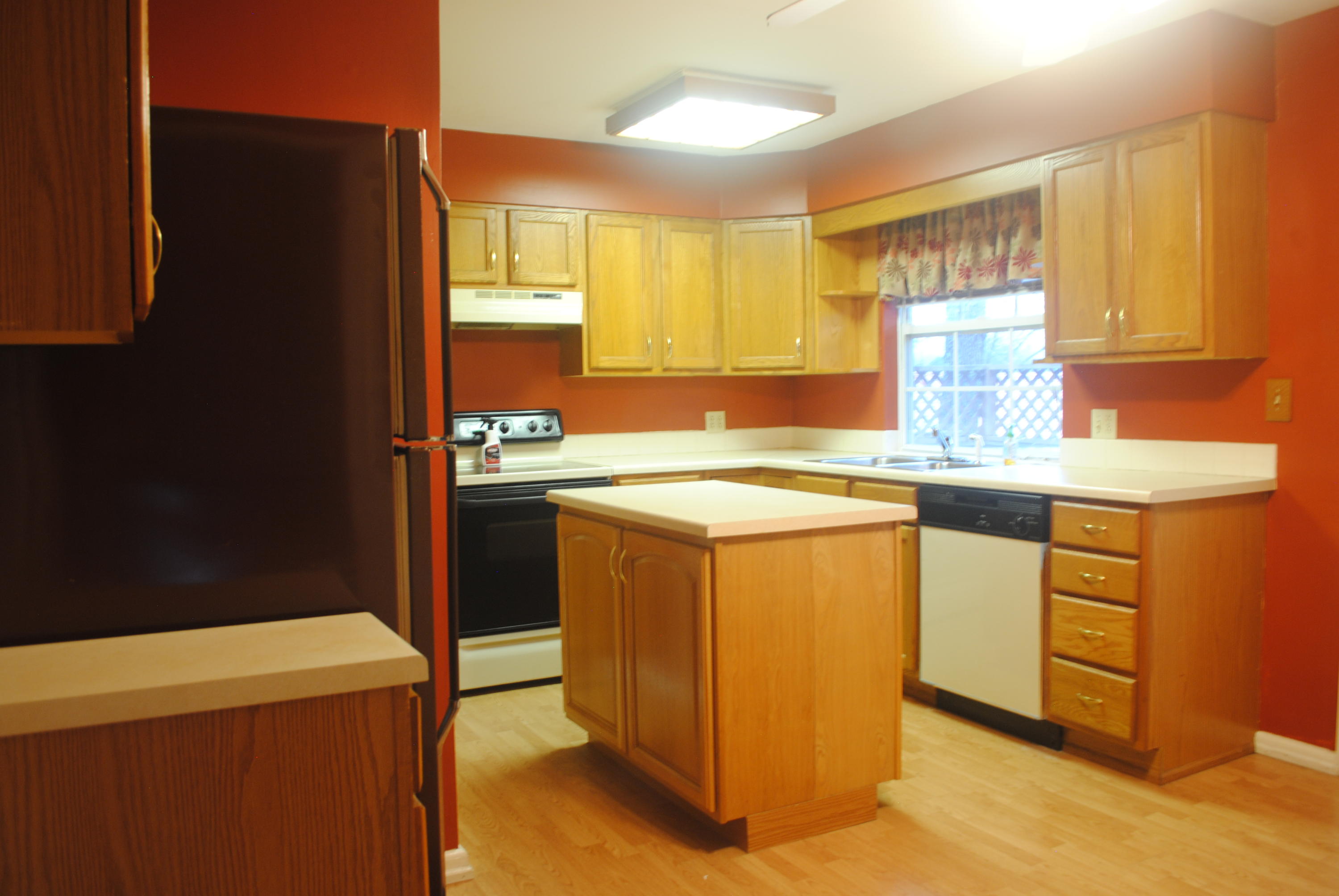 4318 Hayes Road Knoxville, TN 37912 - Photo 7 of 20 Kitchen