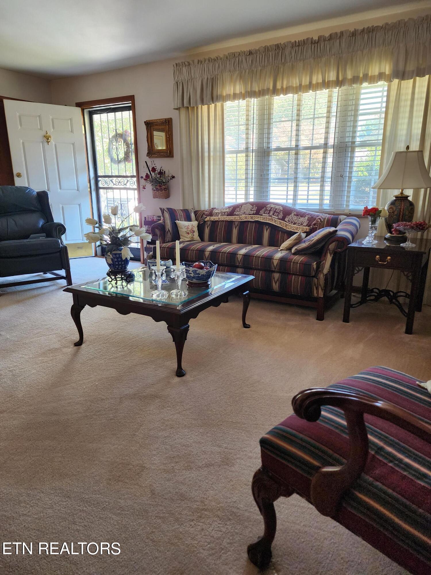 3105 Hazelwood Road, Unit 3 Knoxville, TN 37921 - Photo 2 of 8 20231012_133733