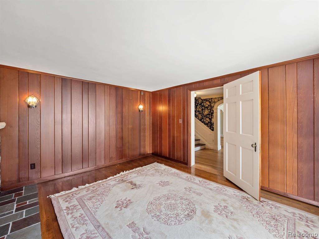 28804 Drake Road Farmington Hills, MI 48331 - Photo 14 of 50