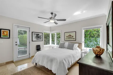 $2,590,000 | 3435 Royal Palm Avenue, Miami Beach, FL 33140