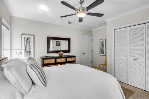 $2,590,000 | 3435 Royal Palm Avenue, Miami Beach, FL 33140