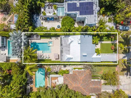 $2,590,000 | 3435 Royal Palm Avenue, Miami Beach, FL 33140