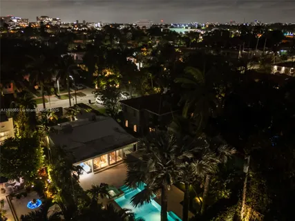 $2,590,000 | 3435 Royal Palm Avenue, Miami Beach, FL 33140