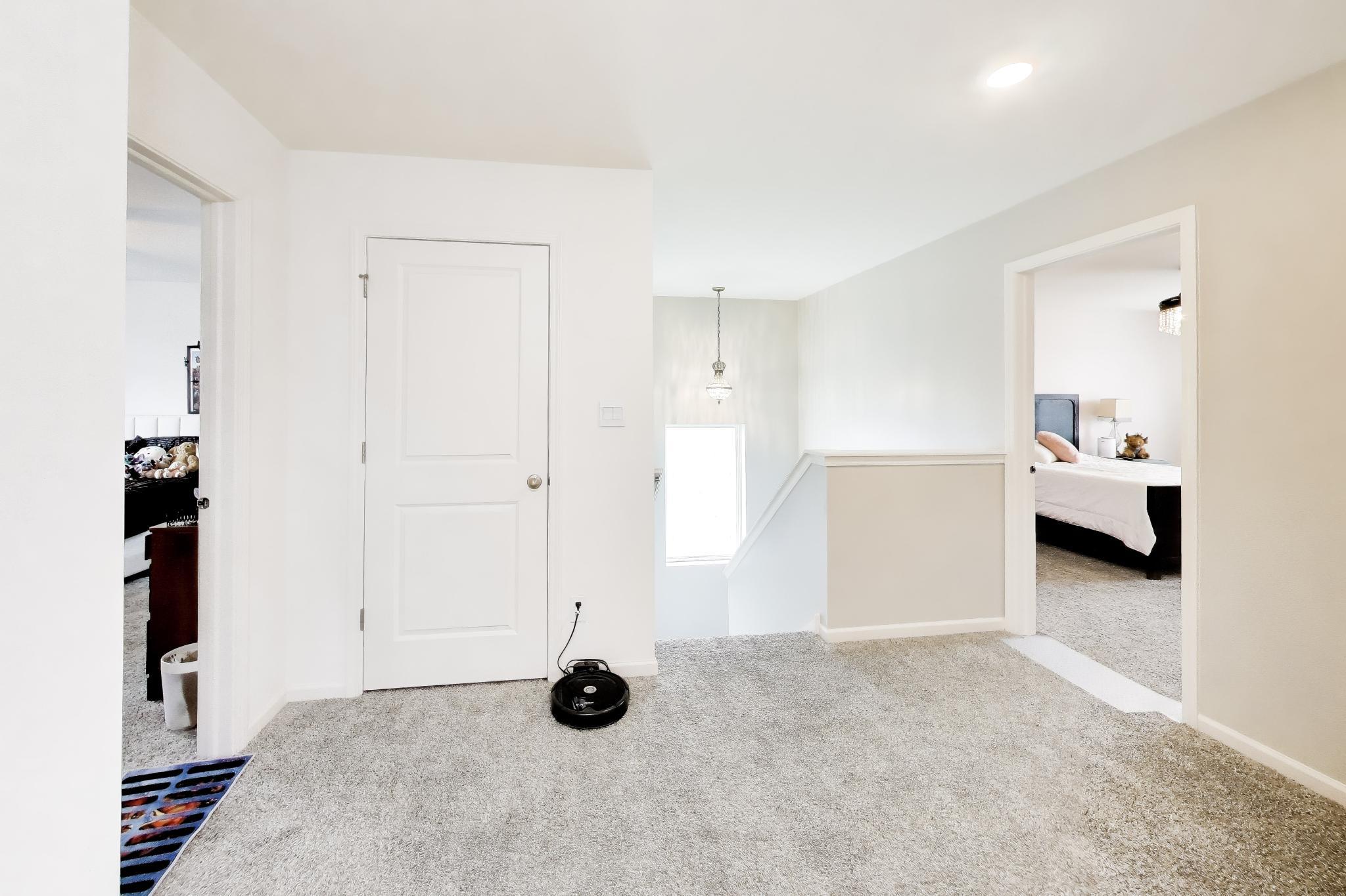 10351 Privet Drive Crown Point, IN 46307 - Photo 18 of 49 2048x1365