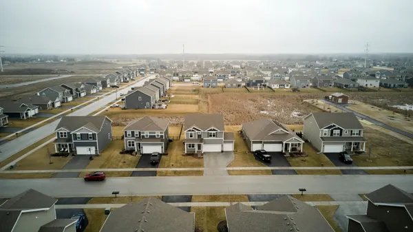 $454,900 | 10351 Privet Drive, Crown Point, IN 46307