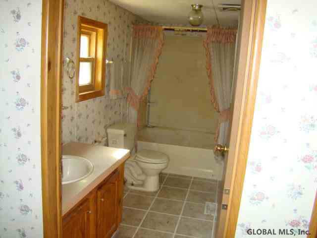 301 Fox Road Hampton, NY 12837 - Photo 6 of 8 Photo 6