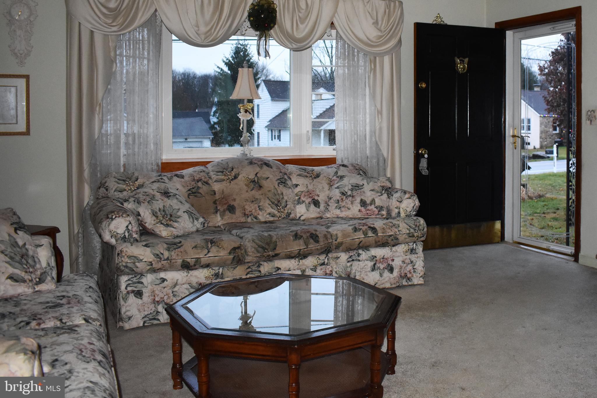 3713 Humpton Road Downingtown, PA 19335 - Photo 3 of 23 Gallery Image 3