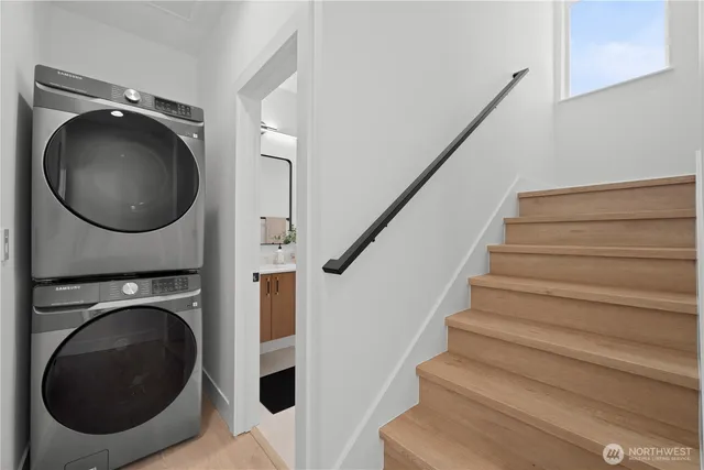 $695,000 | 7526 6th Avenue Northwest, Seattle, WA 98117