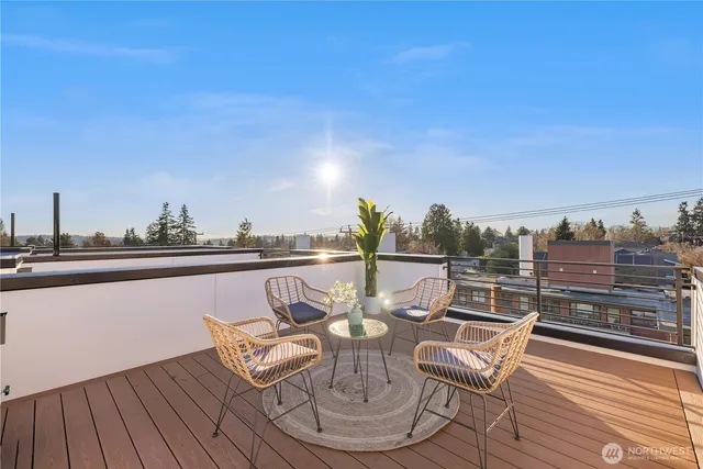 $695,000 | 7526 6th Avenue Northwest, Seattle, WA 98117